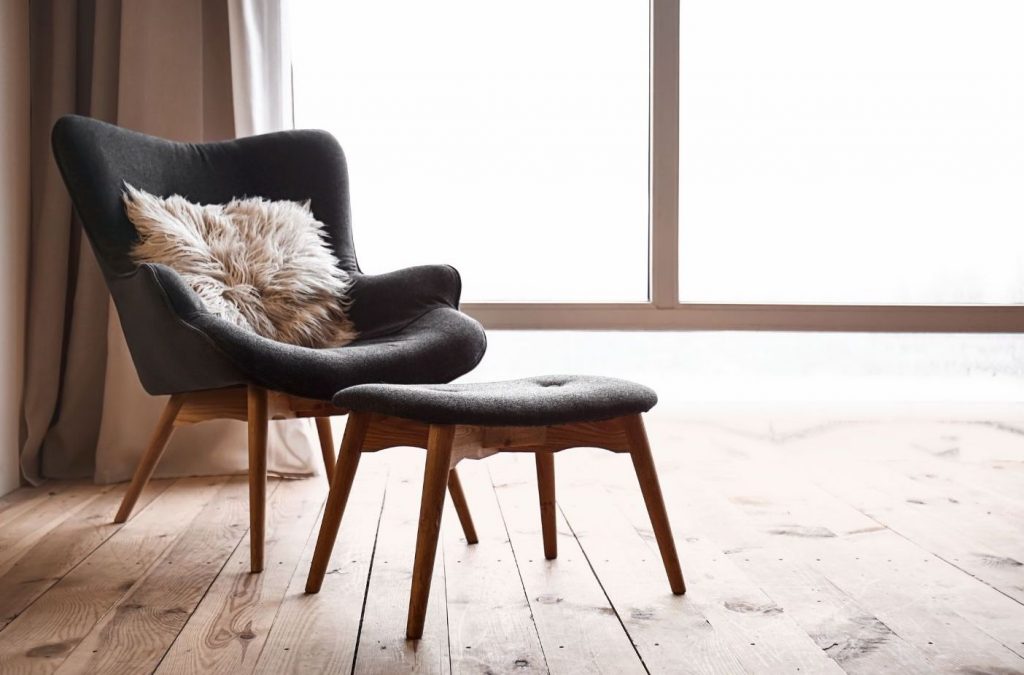 summer-house-ideas-footstool